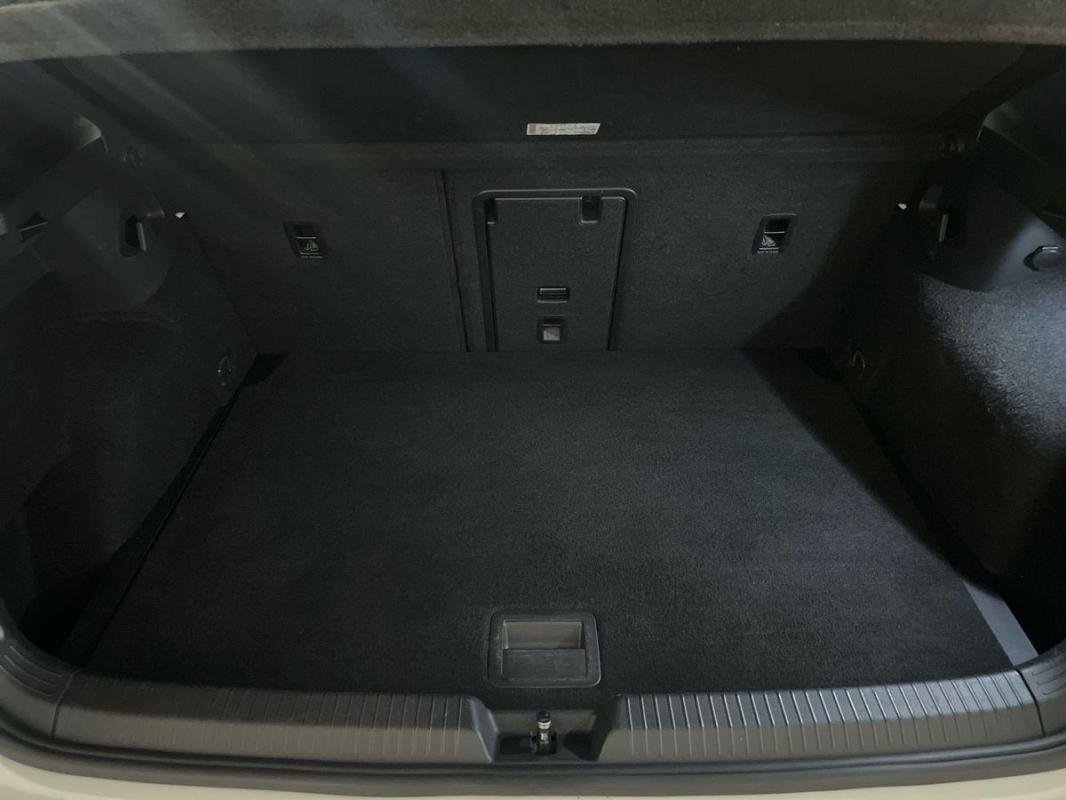 Volkswagen Golf - Photo 31