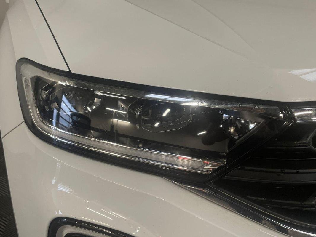 Volkswagen T-Roc - Photo 25