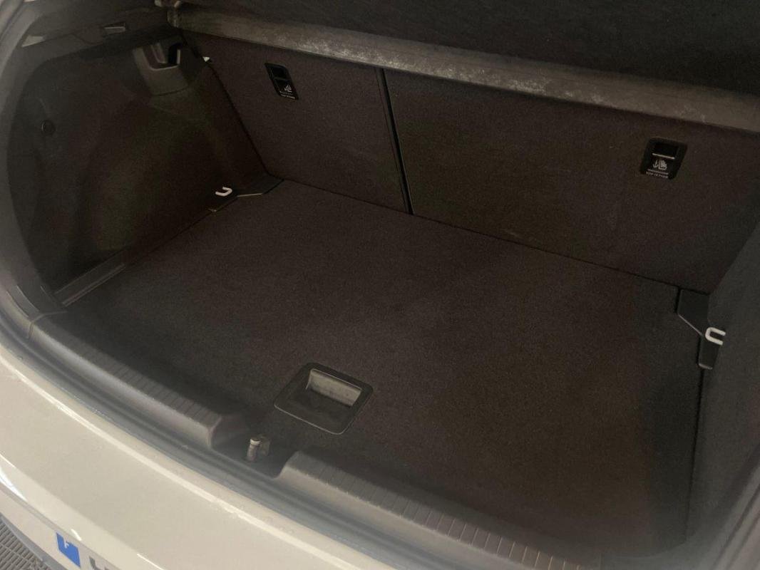 Volkswagen Polo - Photo 32
