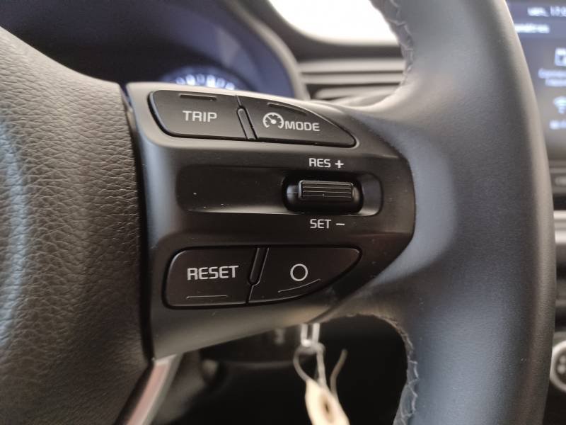 Kia Rio - Photo 23