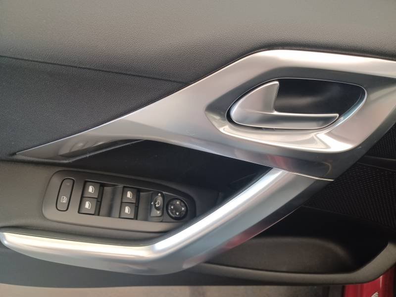 Peugeot 2008 - Photo 37