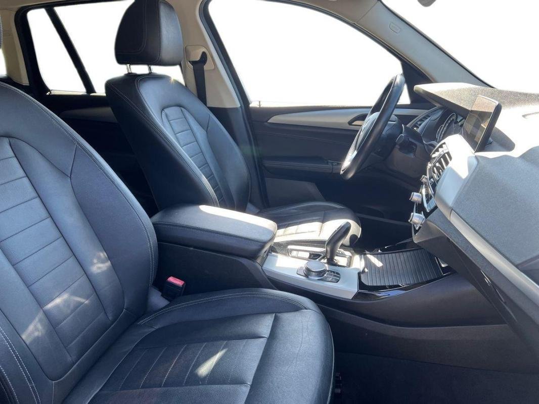 BMW X3 - Photo 13