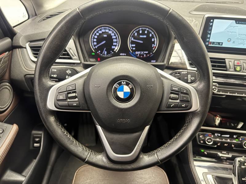 BMW Serie 2 - Photo 2