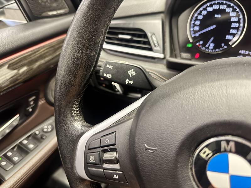 BMW Serie 2 - Photo 3