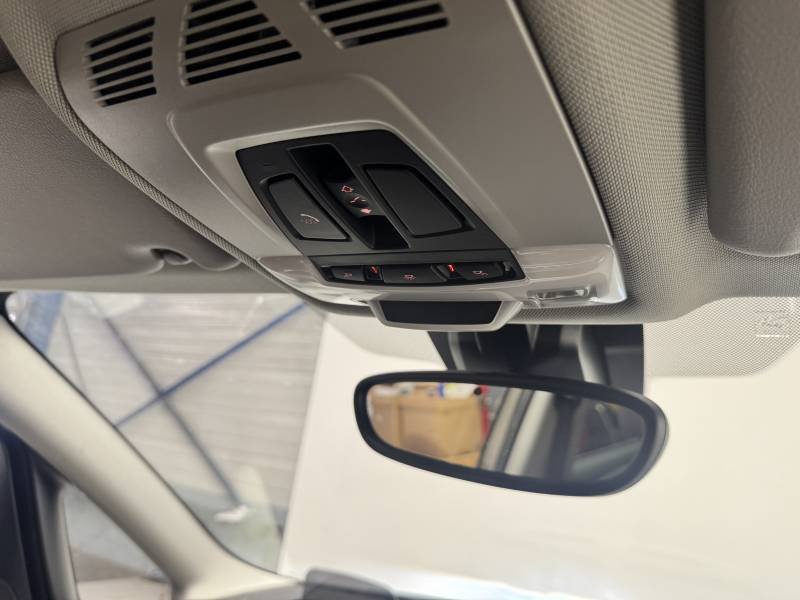 BMW Serie 2 - Photo 8