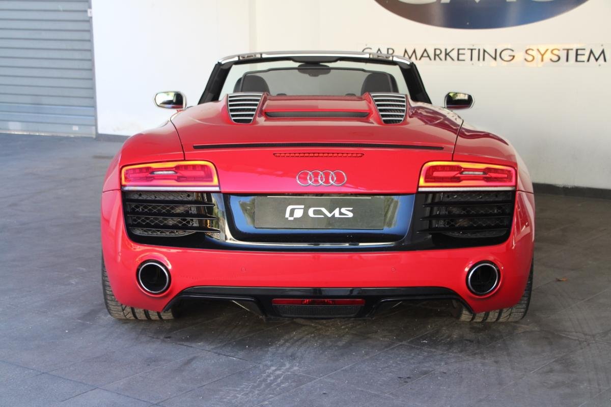 Audi R8 Spyder - Photo 6