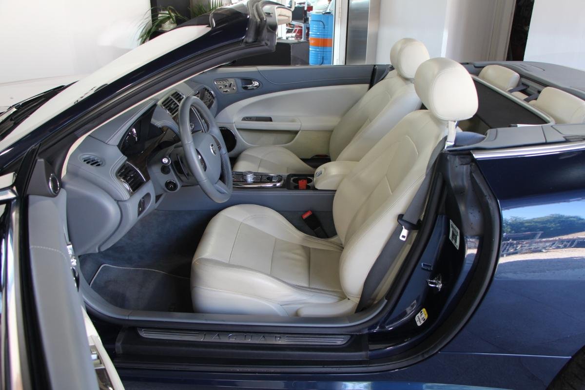 Jaguar XK - Photo 8