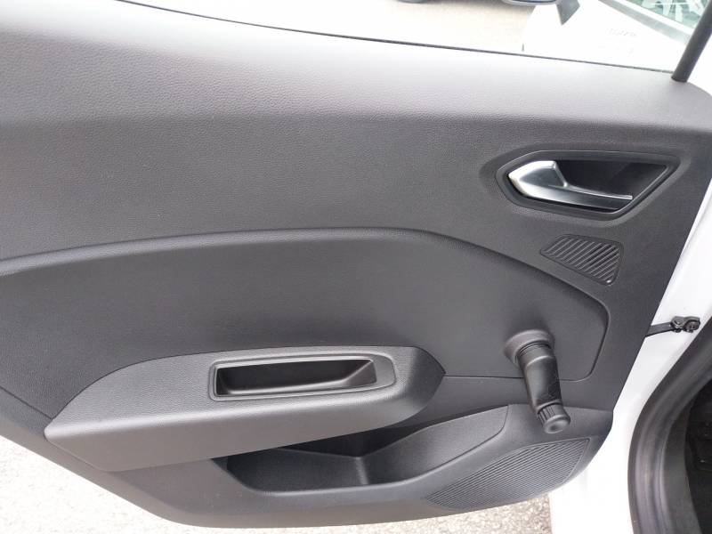 Renault Clio - Photo 28