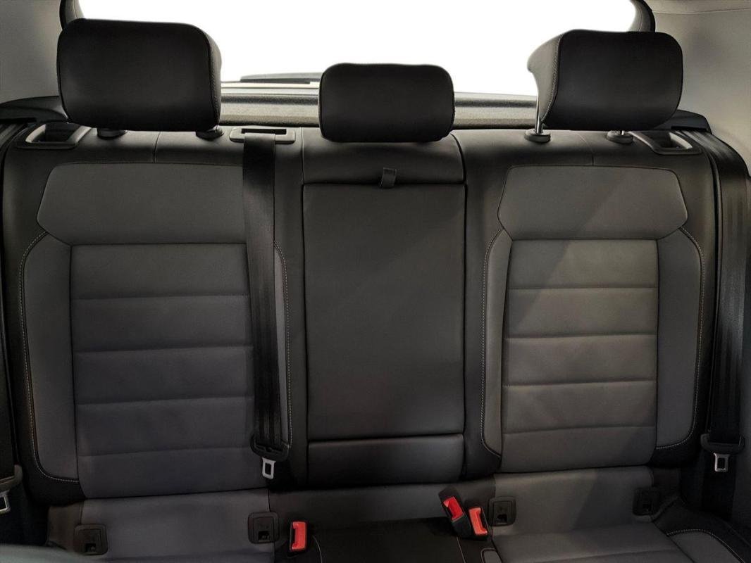 Volkswagen T-Roc - Photo 22