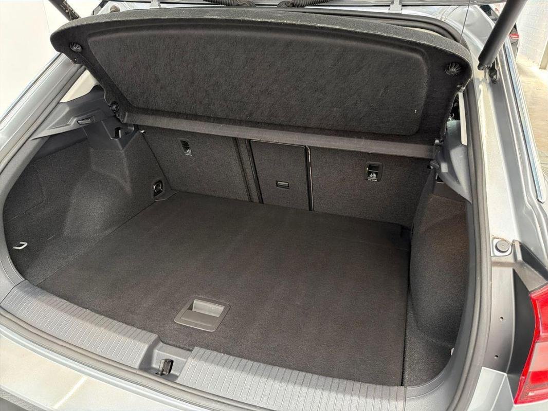 Volkswagen T-Roc - Photo 32