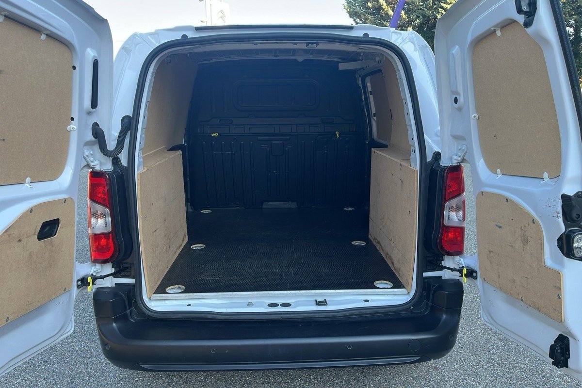 Peugeot Partner - Photo 9