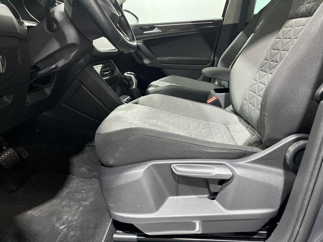 Volkswagen Tiguan - Photo 14