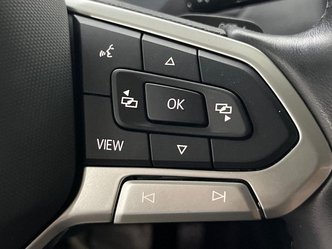 Volkswagen Tiguan - Photo 20