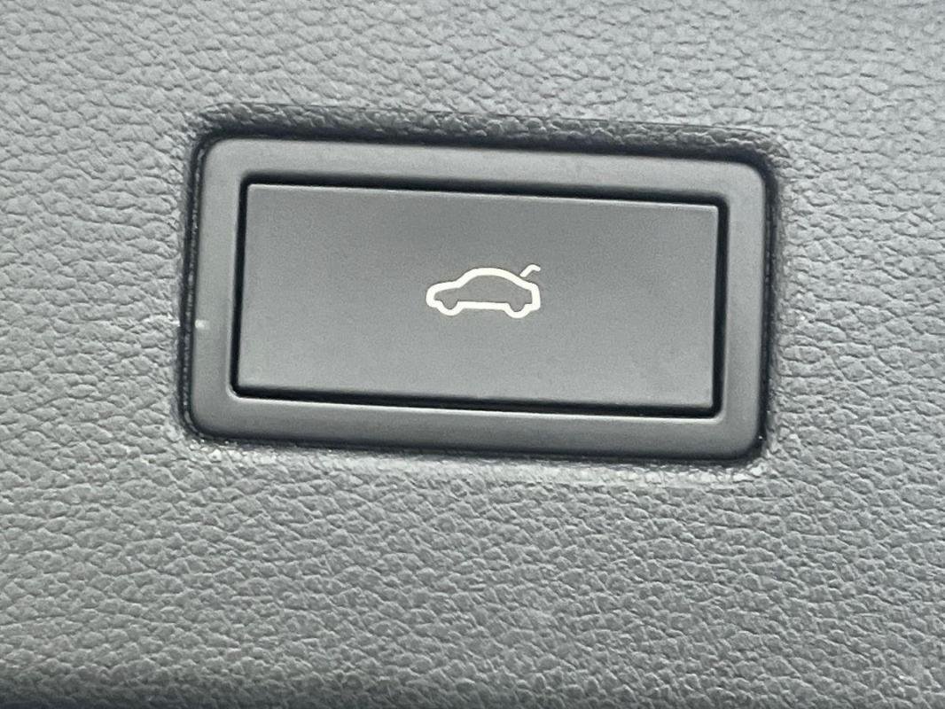 Volkswagen Tiguan - Photo 35
