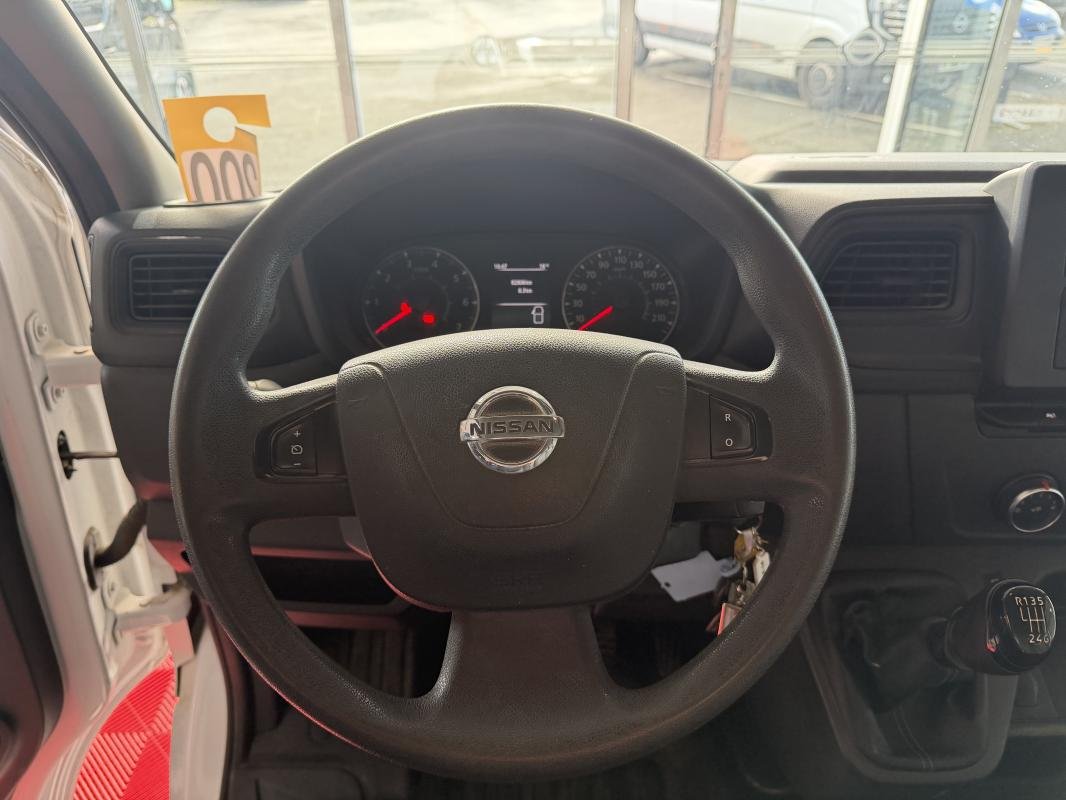 Nissan NV400 - Photo 14