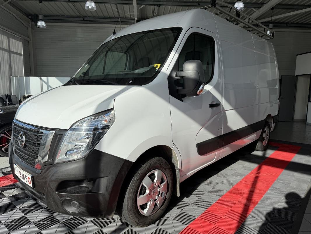 Nissan NV400 - Photo 2