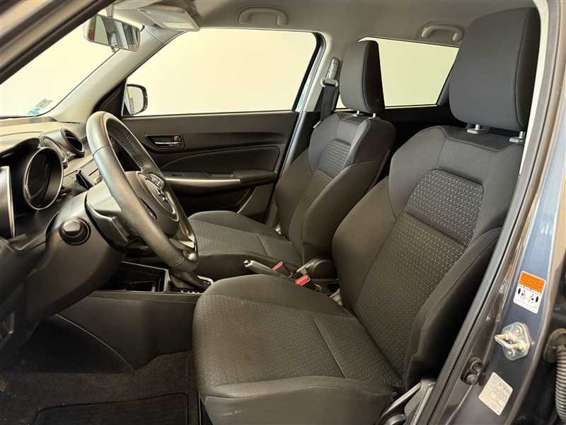Suzuki Swift - Photo 5