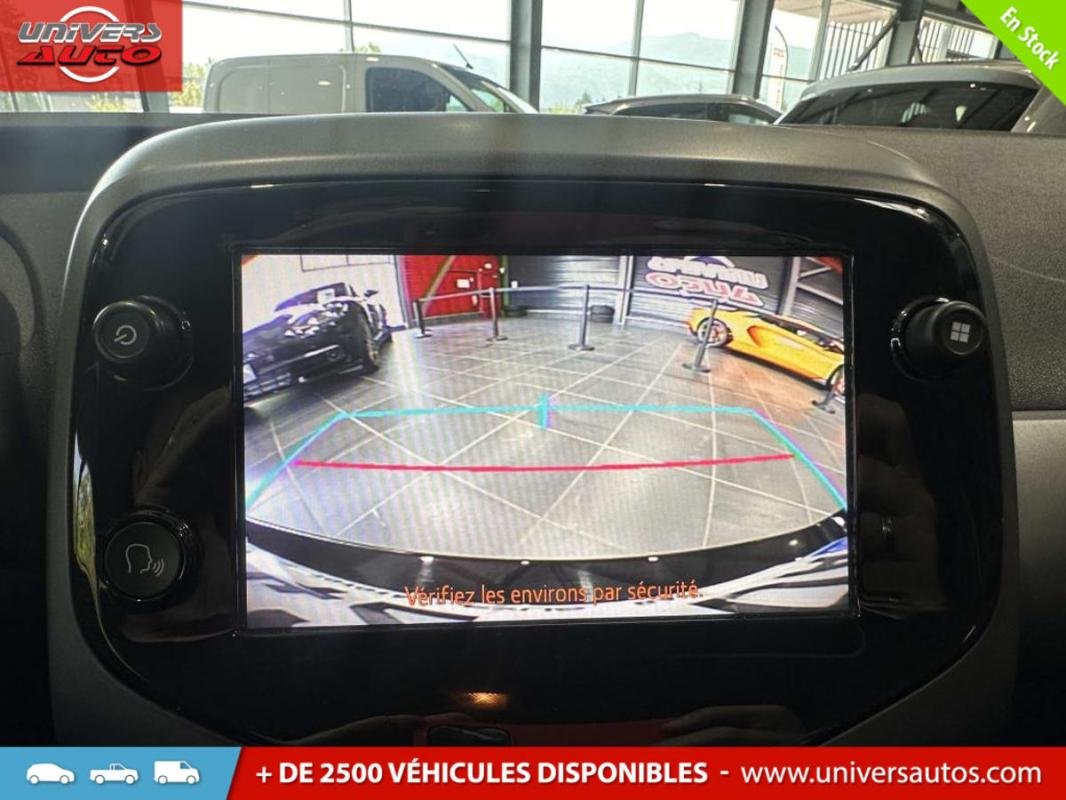 Toyota Aygo - Photo 12