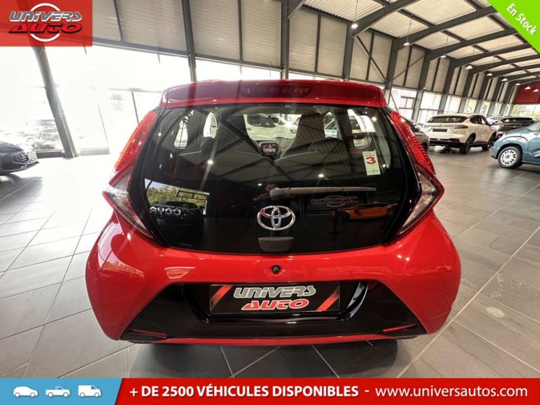 Toyota Aygo - Photo 13