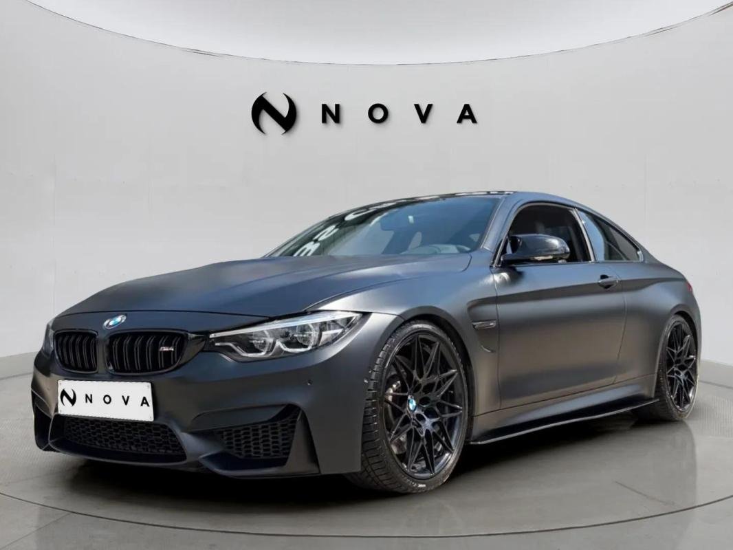 BMW M4 - Photo 1