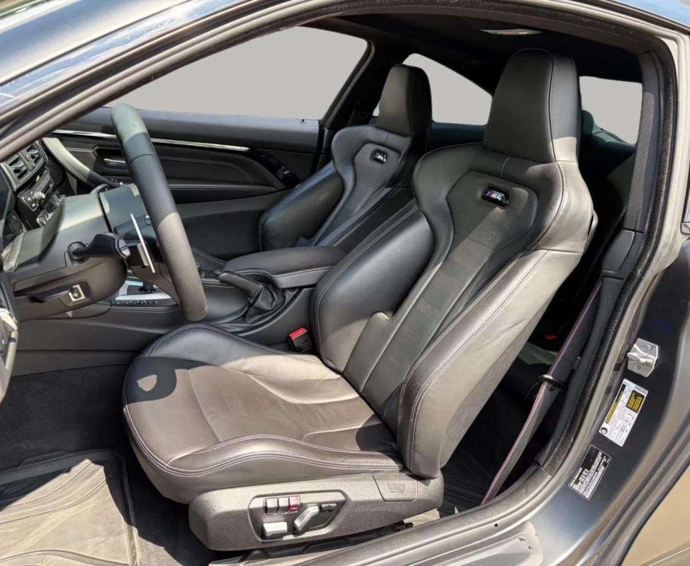 BMW M4 - Photo 12