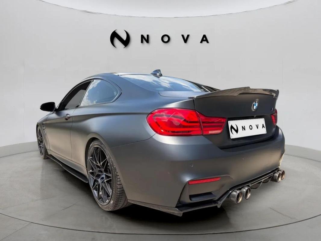BMW M4 - Photo 3