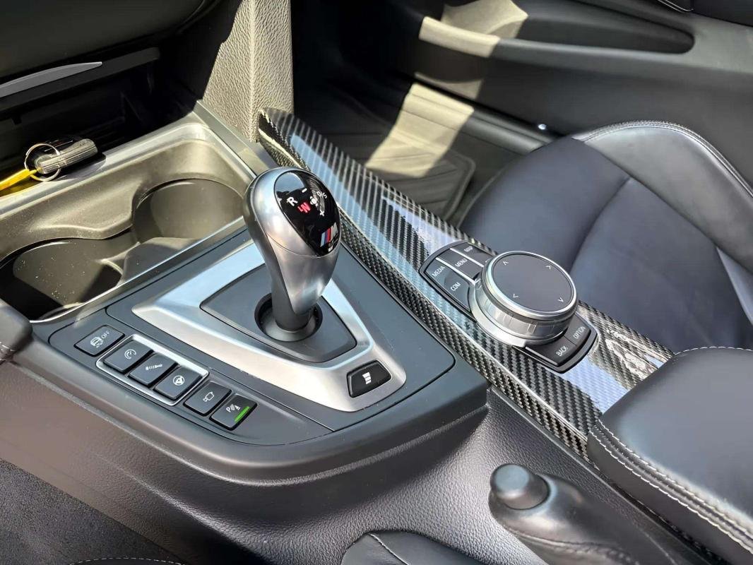 BMW M4 - Photo 10