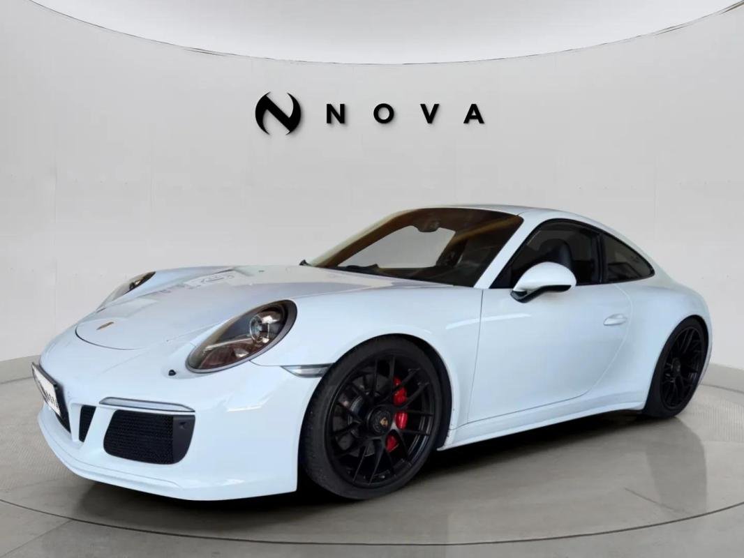 Porsche 911 - Photo 1