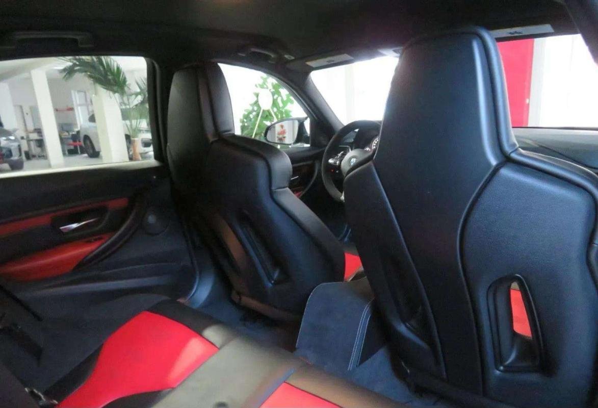 BMW M3 - Photo 10