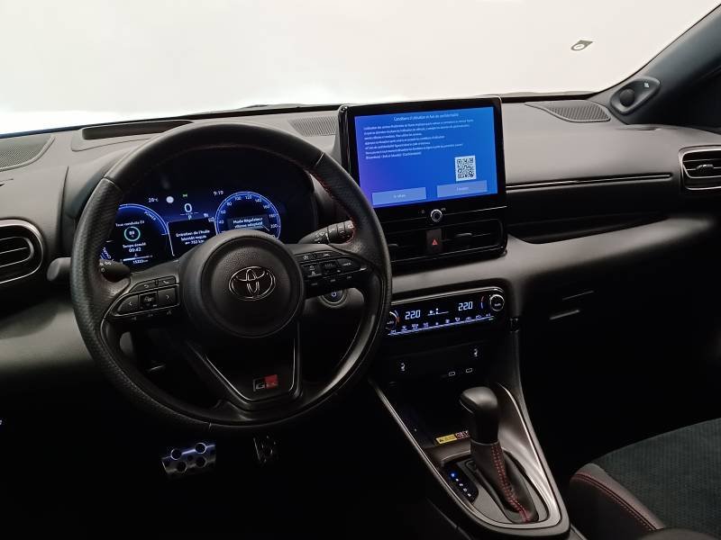 Toyota Yaris - Photo 11