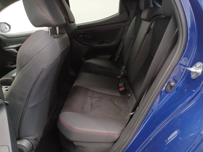 Toyota Yaris - Photo 13