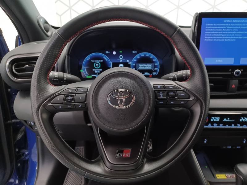 Toyota Yaris - Photo 17