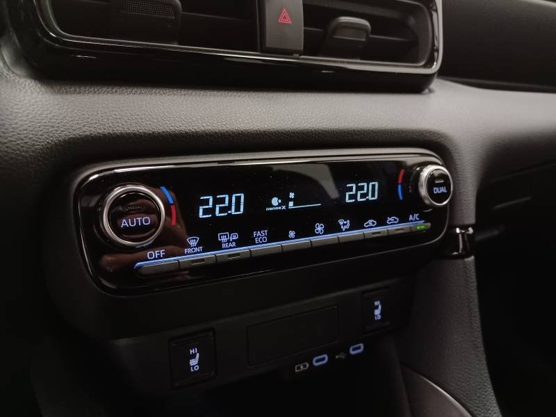 Toyota Yaris - Photo 23