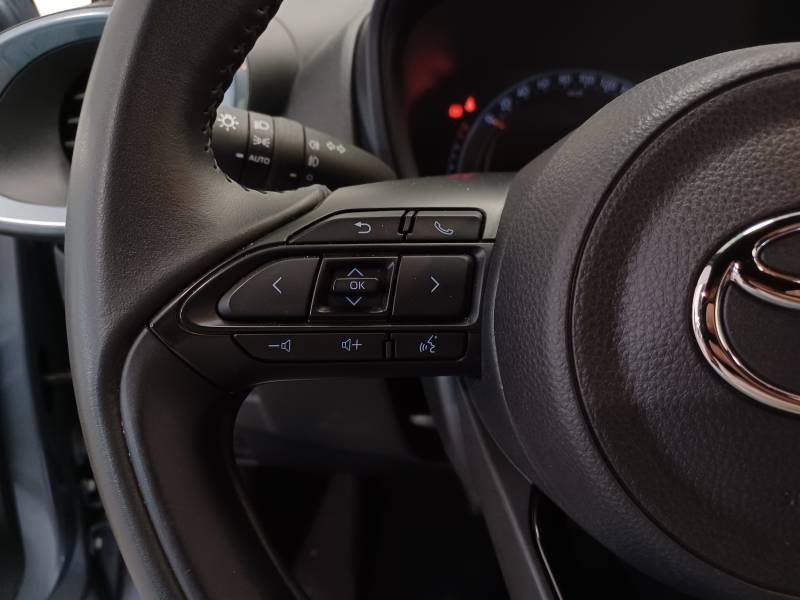 Toyota aygo x - Photo 17