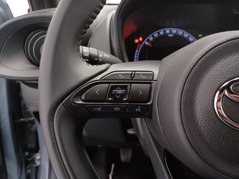 Toyota aygo x - Photo 17