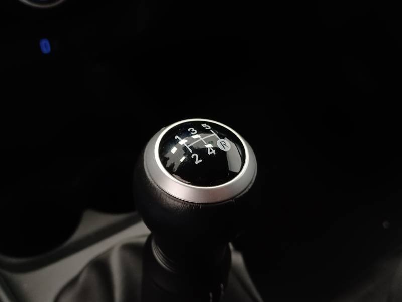 Toyota aygo x - Photo 19