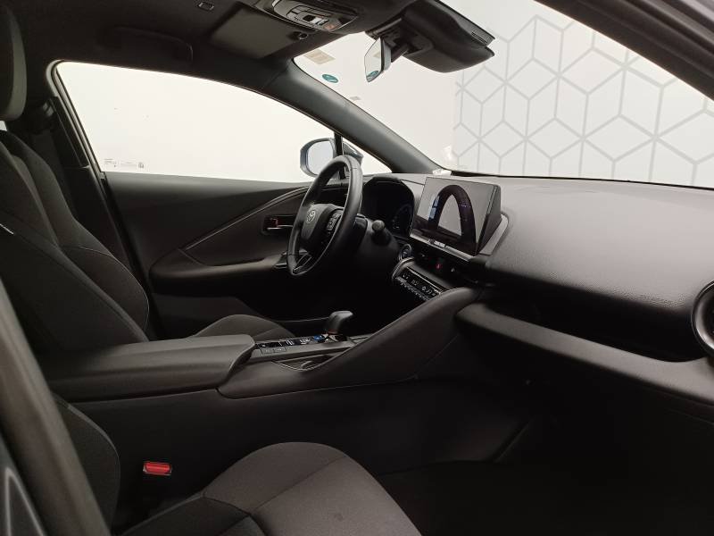 Toyota C-HR - Photo 12