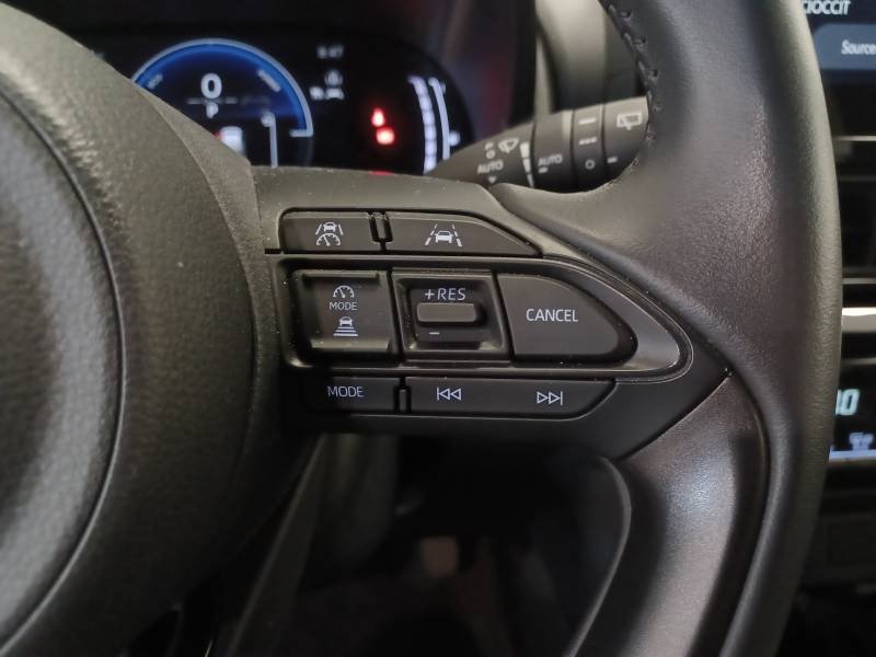 Toyota Yaris - Photo 17