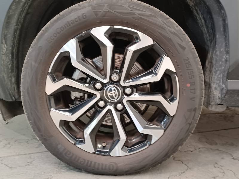 Toyota Yaris - Photo 9