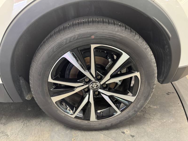 Toyota C-HR - Photo 8