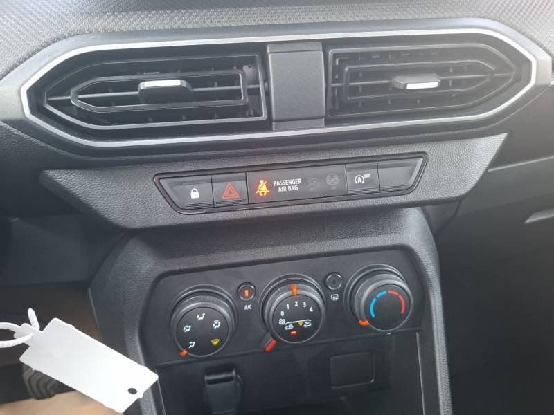 Dacia Sandero - Photo 28