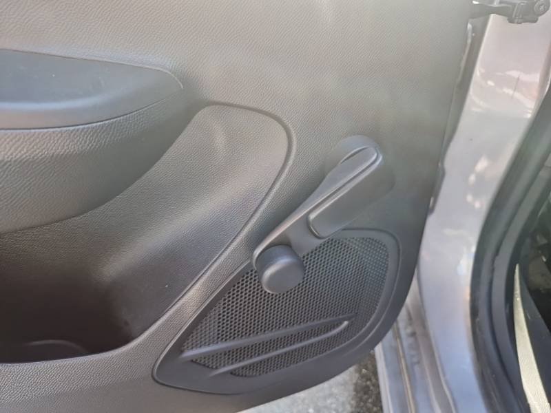 Opel Corsa - Photo 31