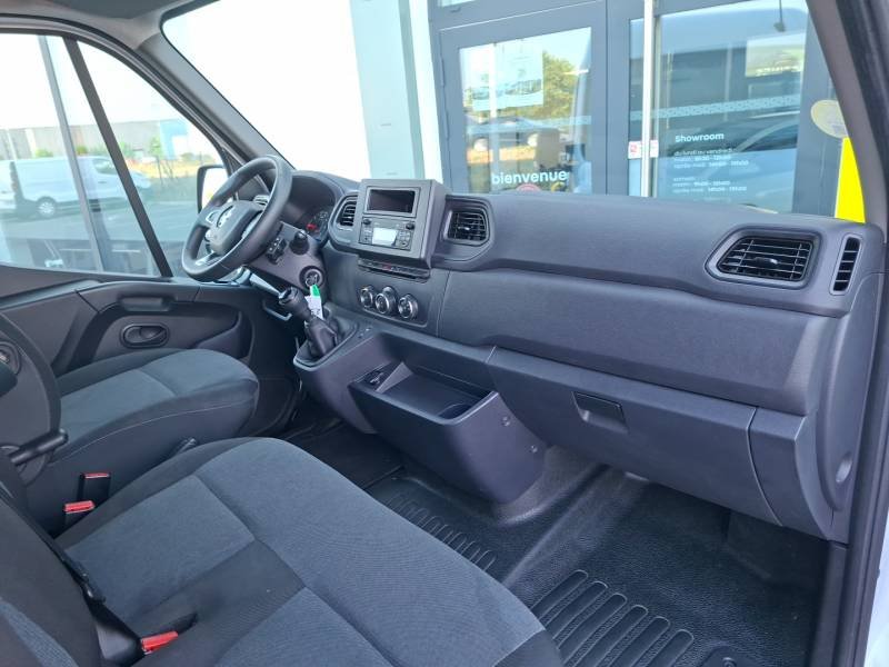 Renault Master - Photo 12