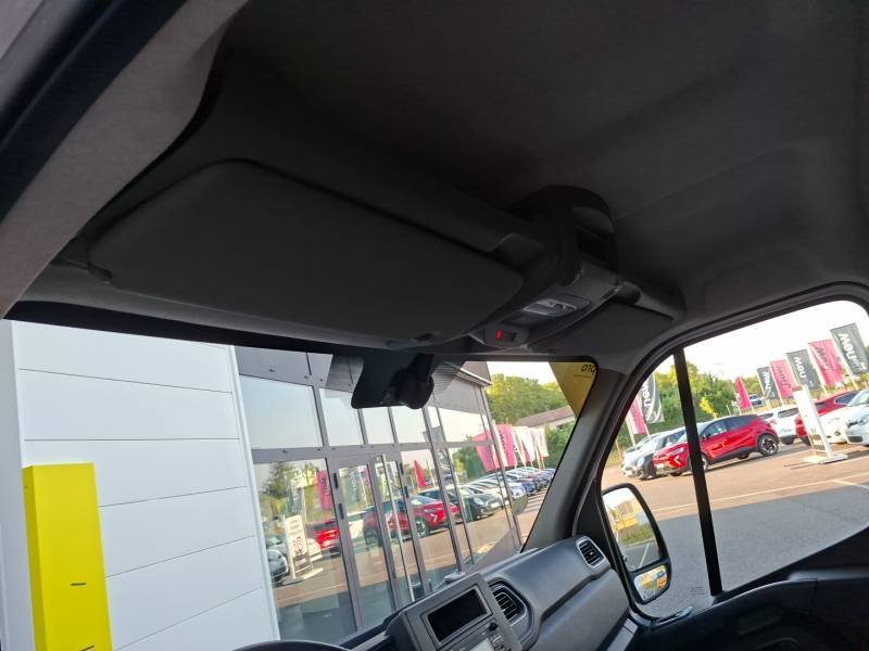 Renault Master - Photo 18