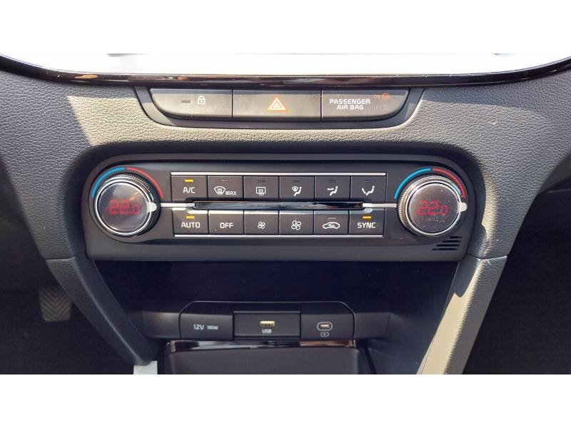 Kia CEED - Photo 28