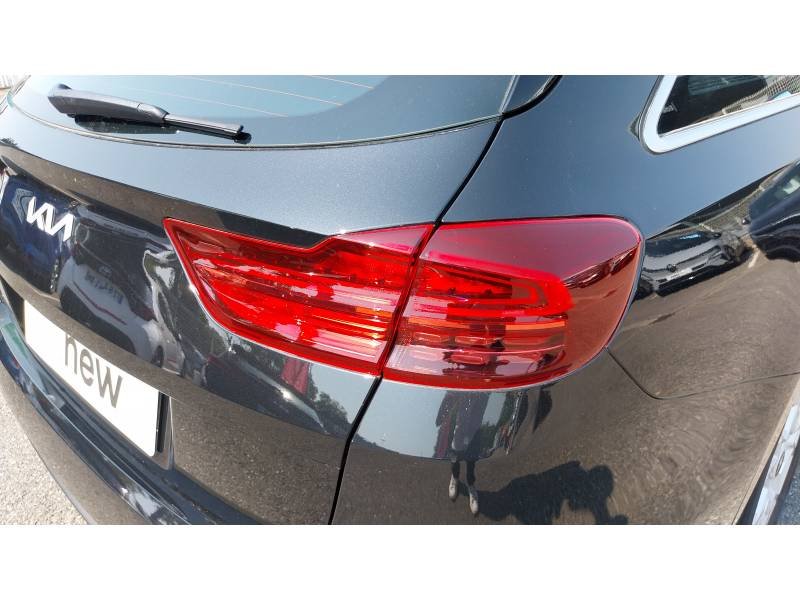 Kia CEED - Photo 42