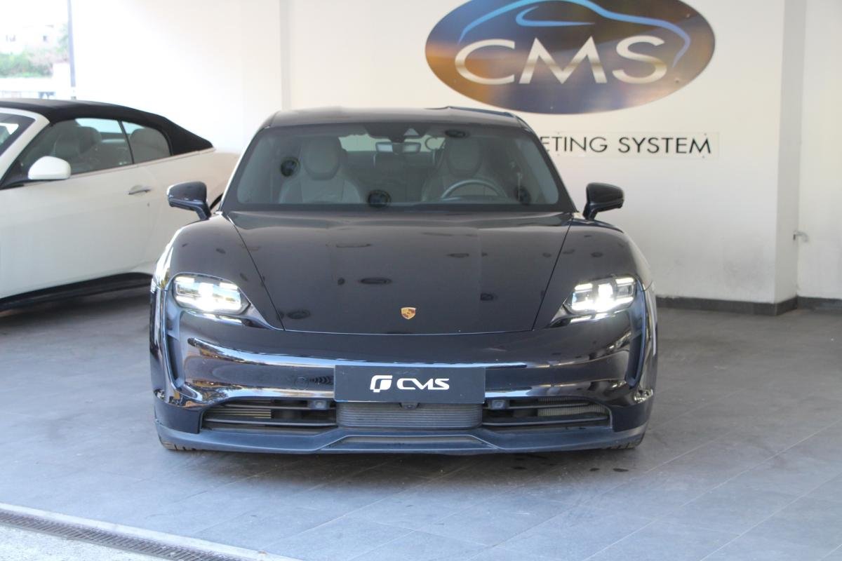 Porsche taycan - Photo 2