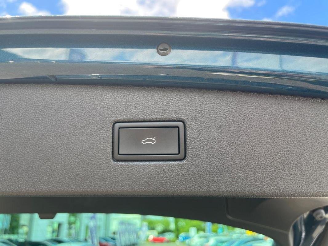Volkswagen Tiguan - Photo 33