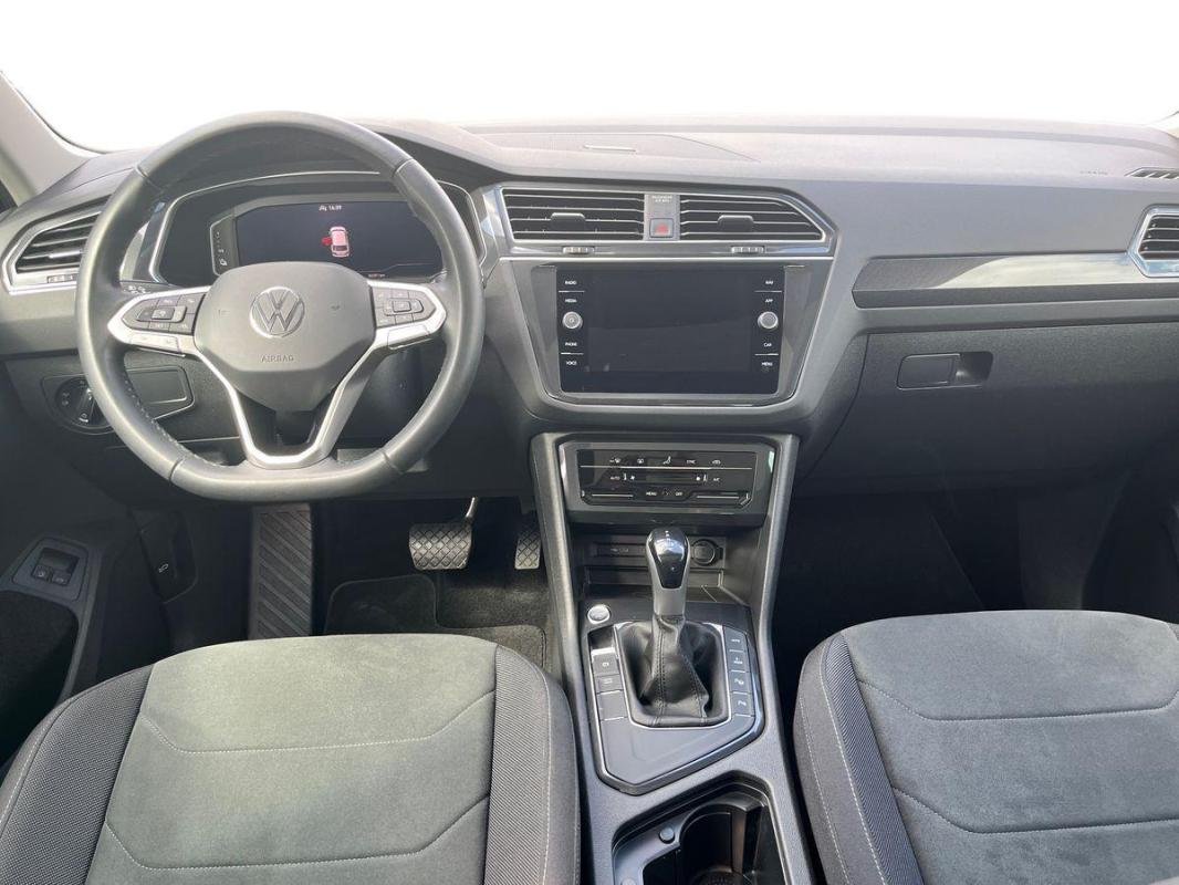 Volkswagen Tiguan - Photo 8