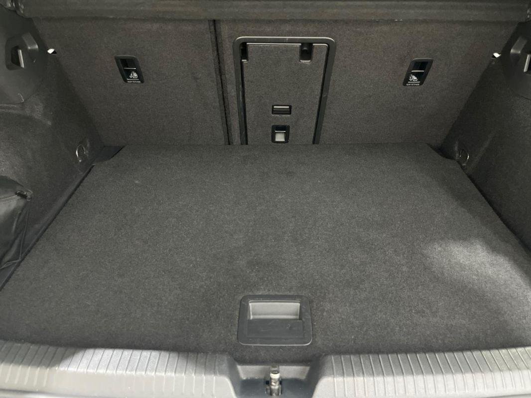 Volkswagen Golf - Photo 31
